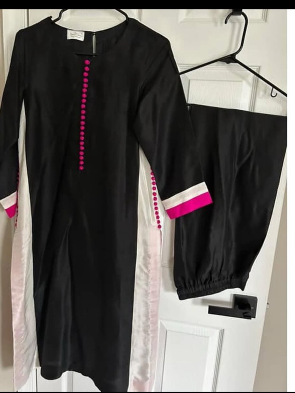 NEW ZAINAB JIBRAN PURE RAW SILK BLACK WHITE PINK 2 PIECE SUIT SALWAR KAMEEZ sz M